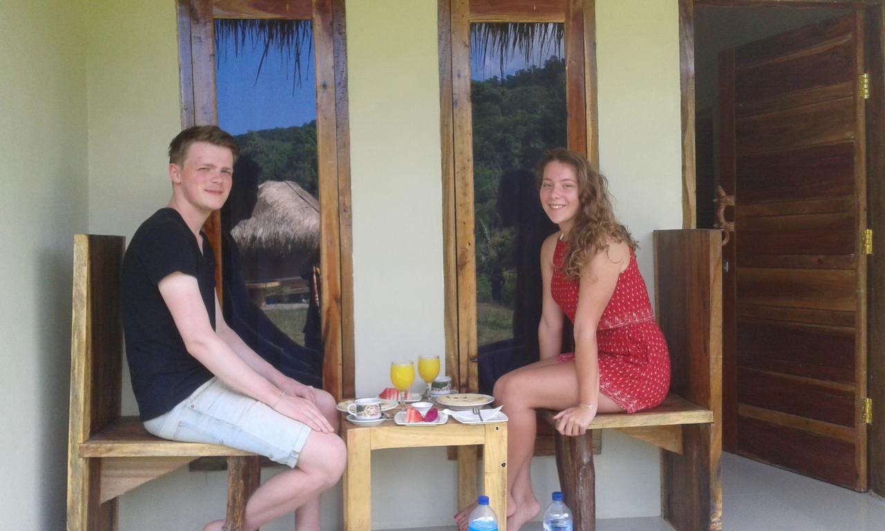Village Corner Homestay Kuta  Kültér fotó