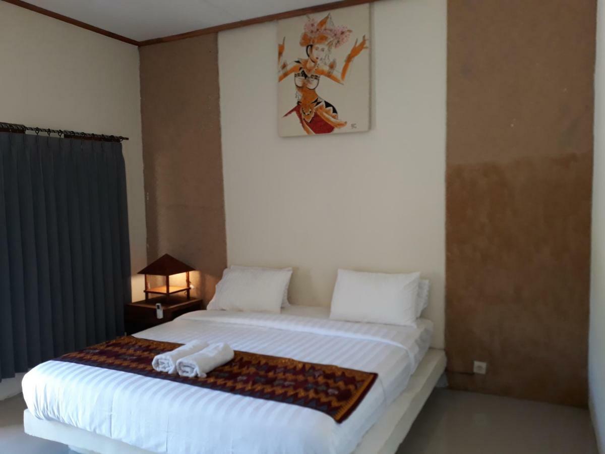 Village Corner Homestay Kuta  Kültér fotó