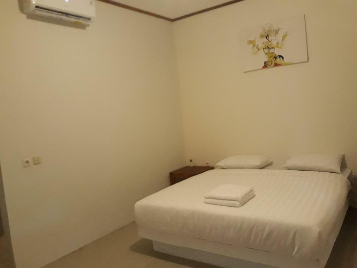 Village Corner Homestay Kuta  Kültér fotó
